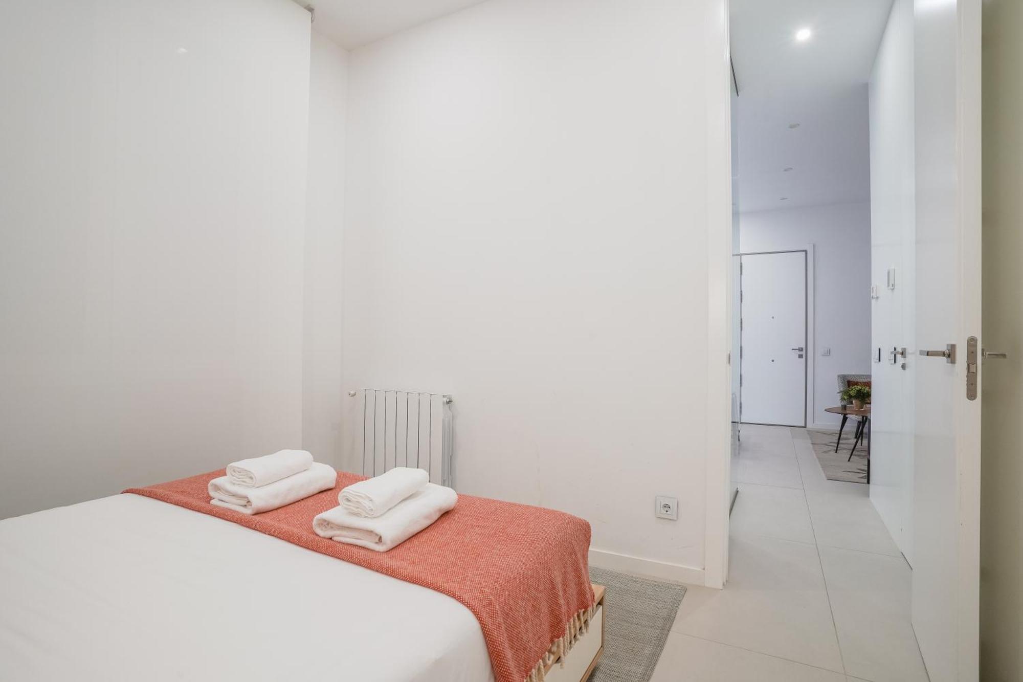 Modern Apartment-1Bedroom 1Bath-Prosperidad Мадрид Экстерьер фото